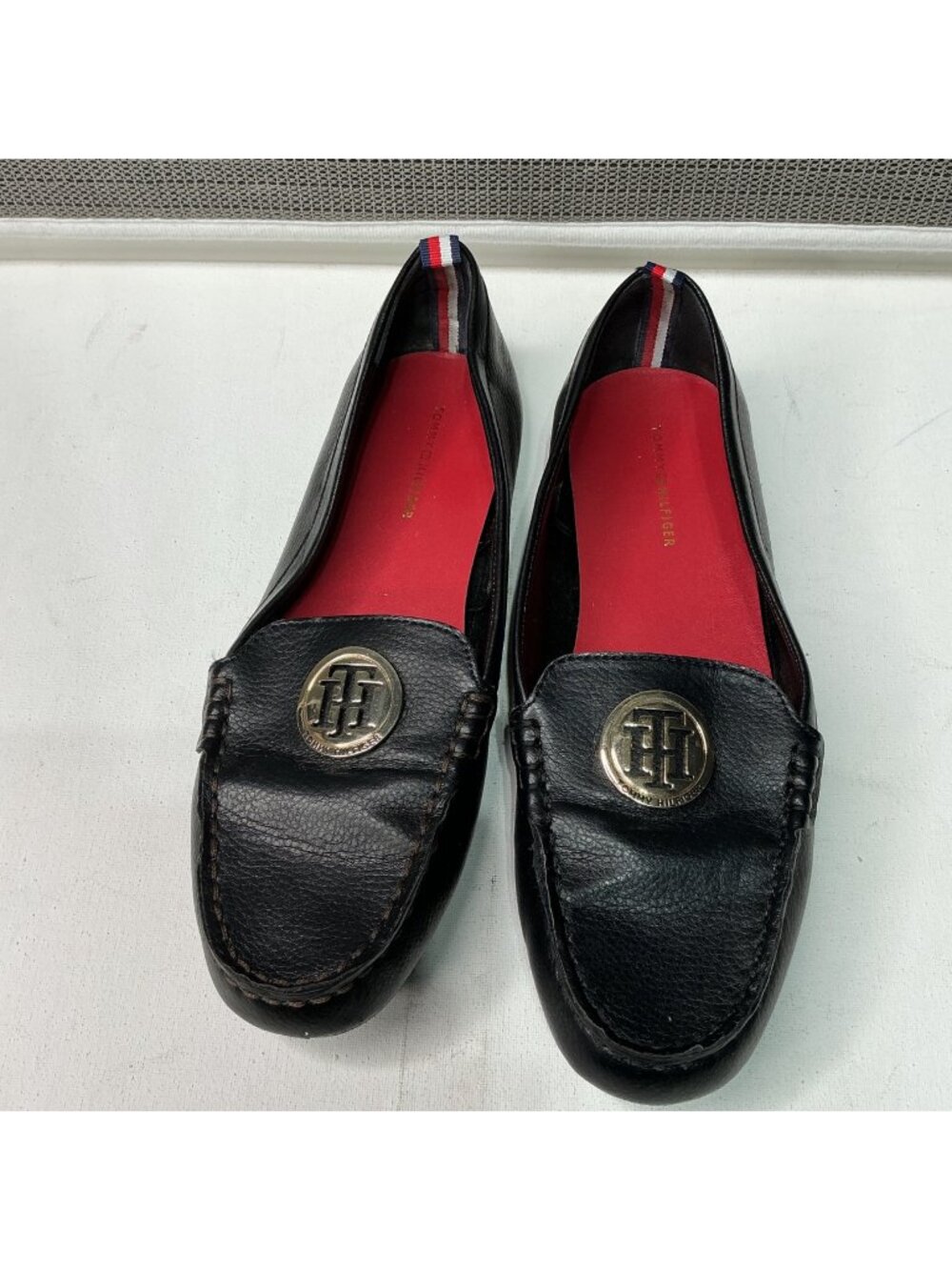Tommy Hilfiger Women's Black Leather Loafers With Gold Logo Accent Size 9M